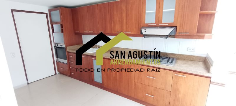 Casa en Arriendo en Loma De Las Brujas